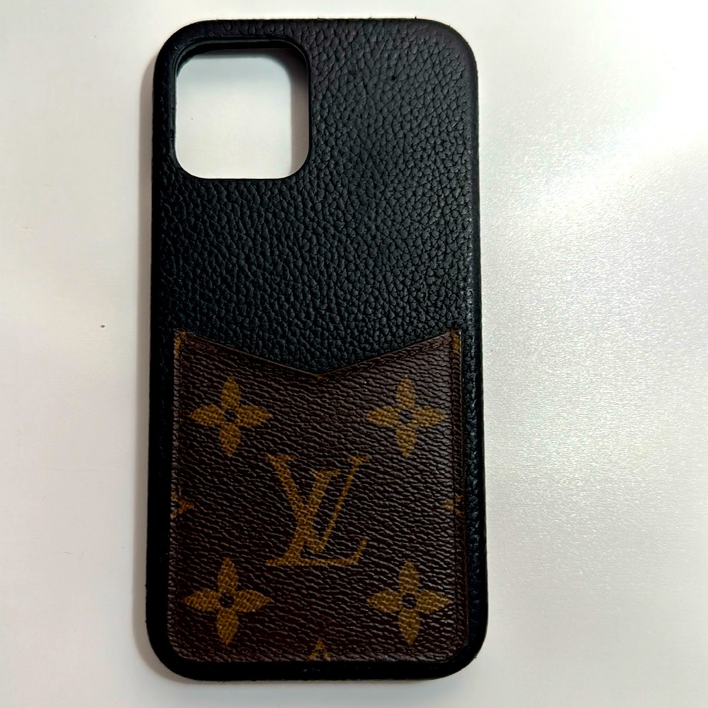 Louis Vuitton Authentic Monogram Bumper IPhone 12 / 12 Pro Case w/ Card Pocket